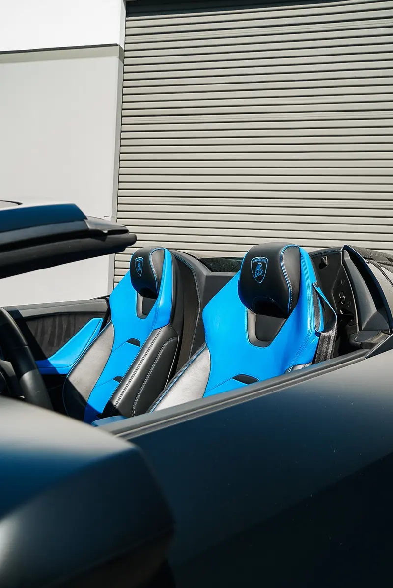 2020 Lamborghini Huracán Evo Spyder available for rental in San Diego — view 2