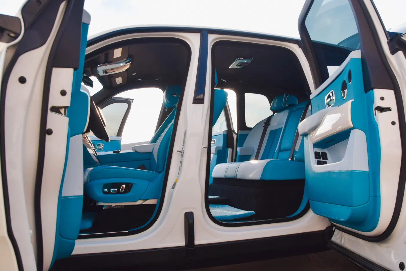 2023 Rolls-Royce Cullinan available for rental in San Diego — view 10